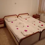 за гости ники Penzion 4*