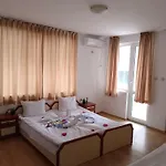за гости ники Penzion 4*