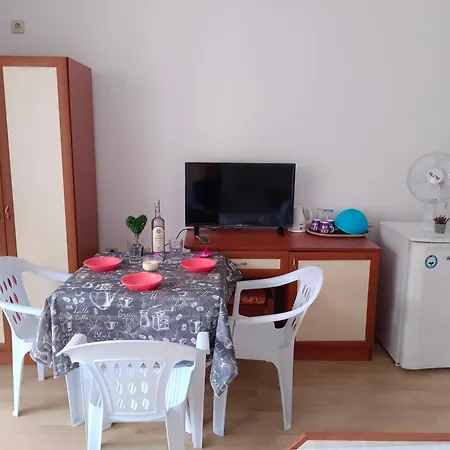 за гости ники 4* Nesebar