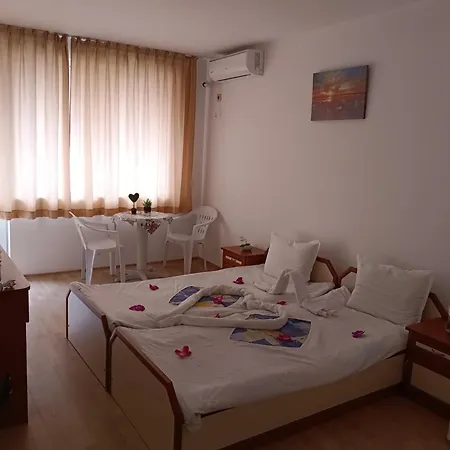 за гости ники 4* Nessebar