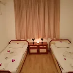 за гости ники Vendégház