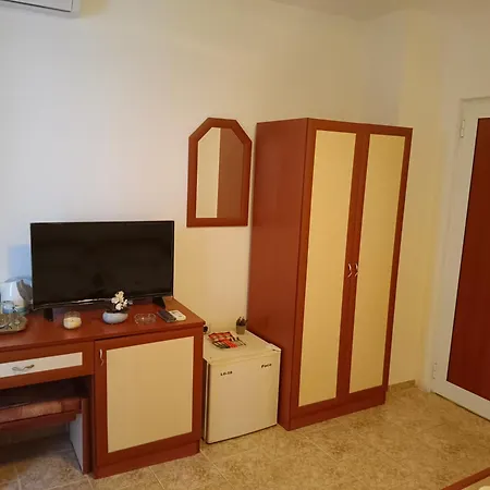 за гости ники Pensionat Nesebar