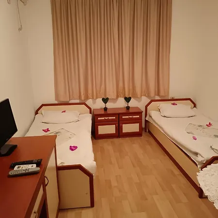 за гости ники Νεσέμπαρ