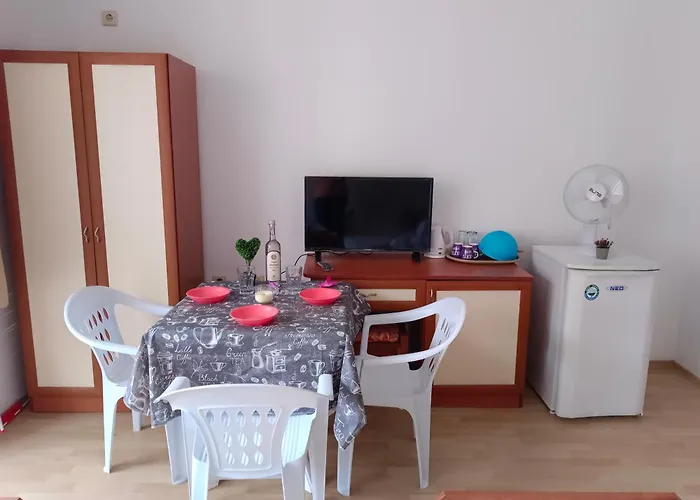 за гости ники 4* Neszebar